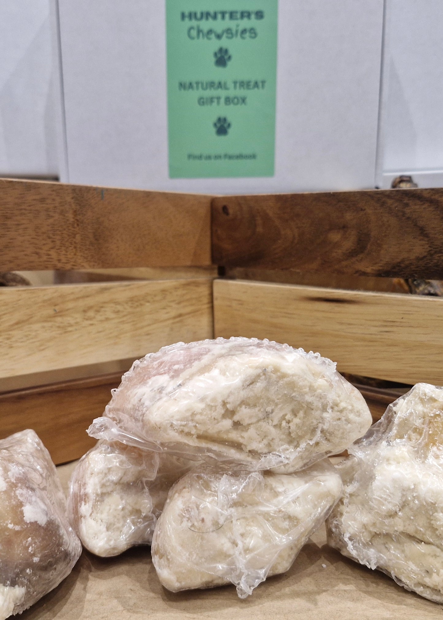 Beef Hoof Filled with Sheep Fat โ A Long-Lasting, High-Energy Natural Dog Chew, Ideal for Strong Chewers & Healthy Coat Support in the UK